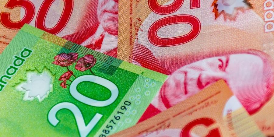 una tecnica los billetes canadienses fuera de circulación