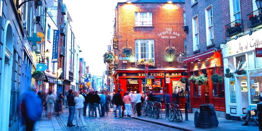 Pub donde trabajar mientras estudias en Irlanda
