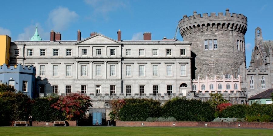 Problemas por el incendio del castillo de Dublín