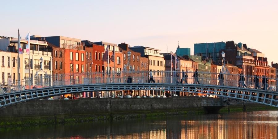 Descubre las mejores cosas de que ver en Dublín por la Noche