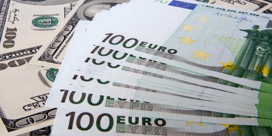 Sueldo en Dolares y euros