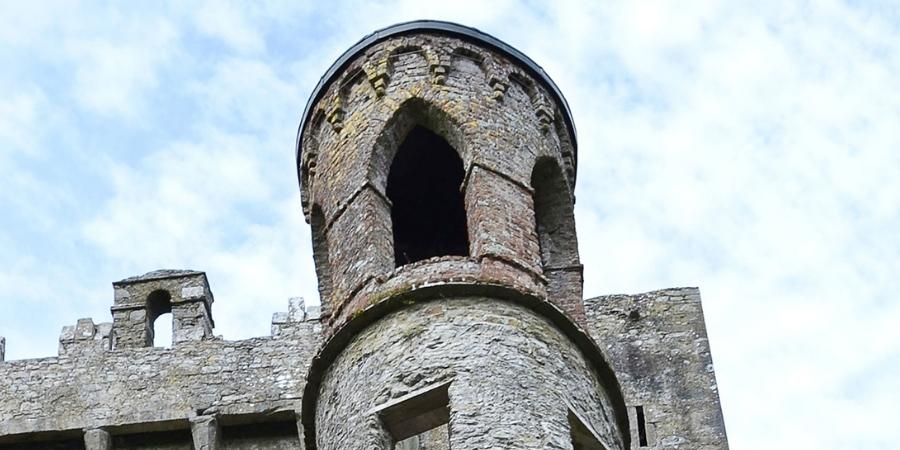 La torre del homenaje dentro del Castillo de Blarney 